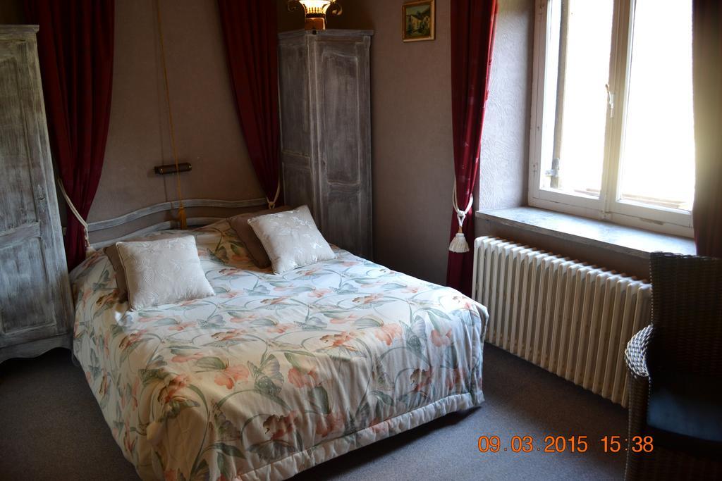 Auberge Au Naturel Des Ardennes Rochehaut Szoba fotó